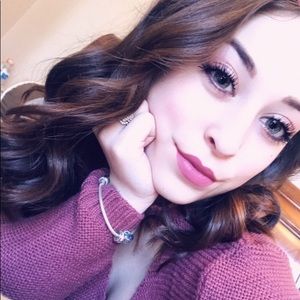 Meet your Posher, Nicolena